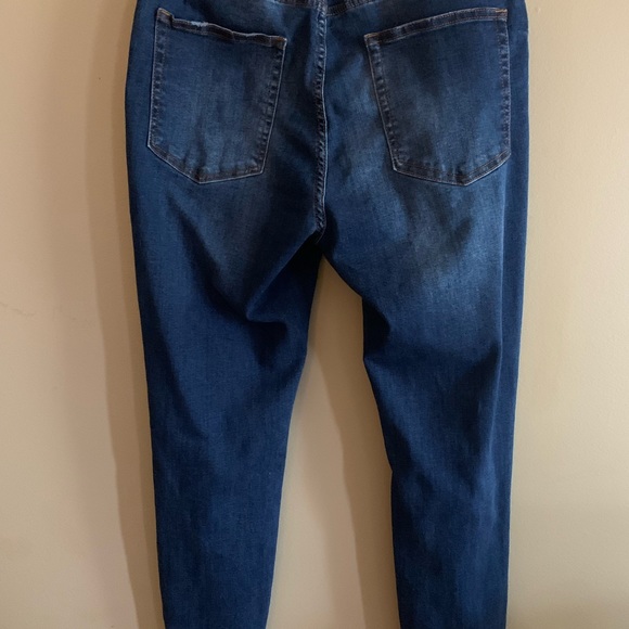 Aero distressed jeans (jeggings) - Picture 2 of 4